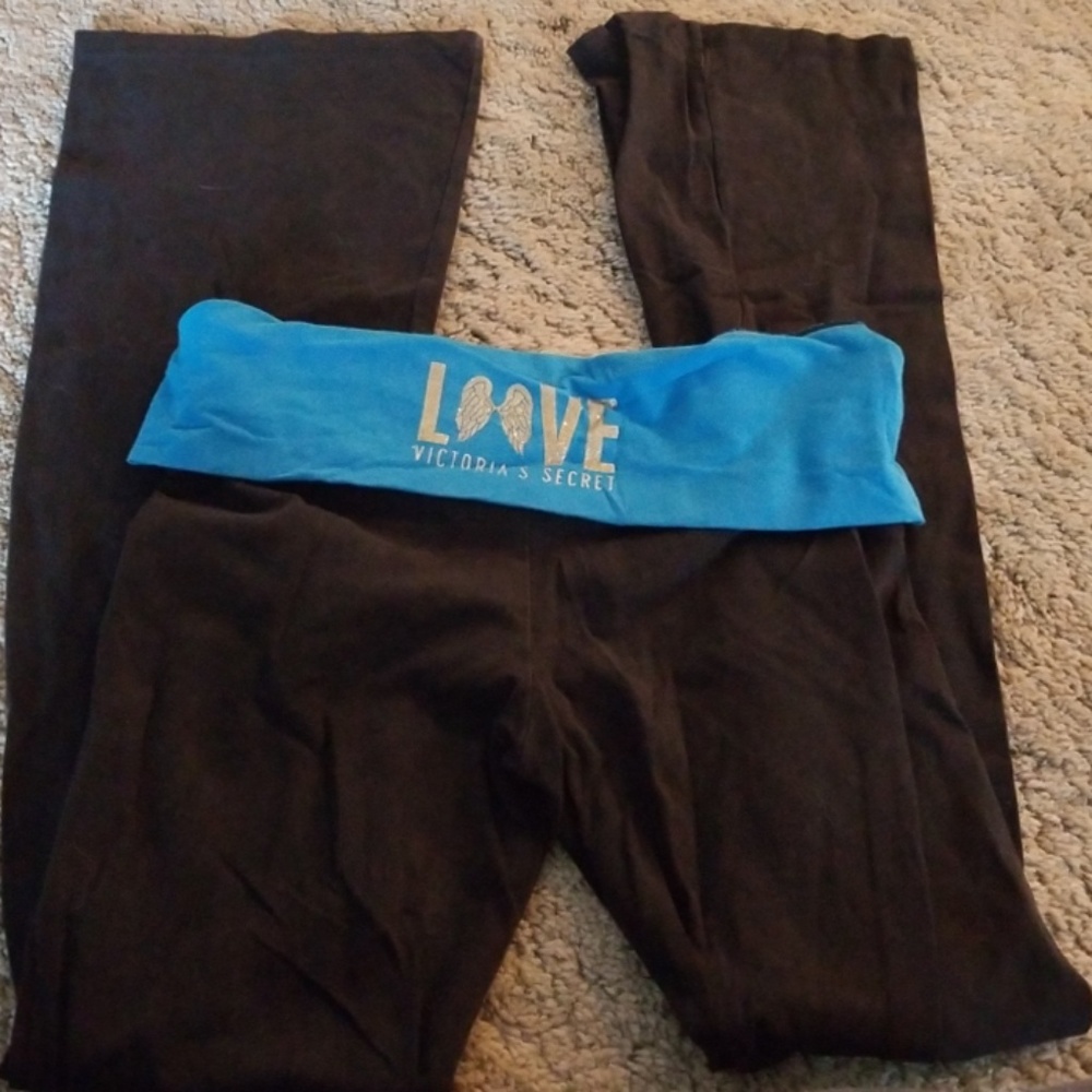 Yoga pants